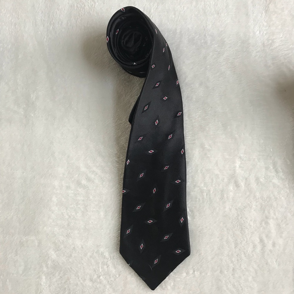 Black & Red Tie Diamond Pattern Tie